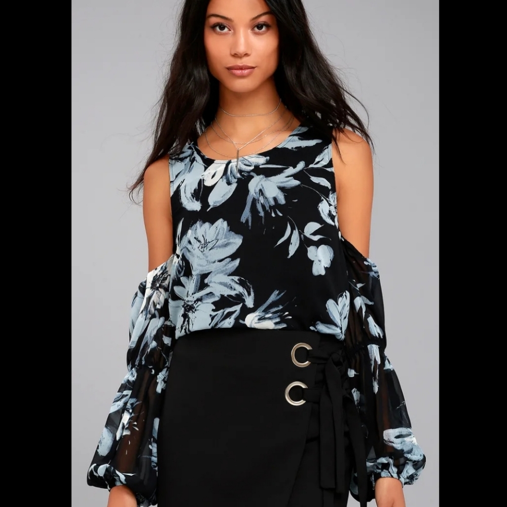 Lulu's Kala Black Floral Print Cold Shoulder Top